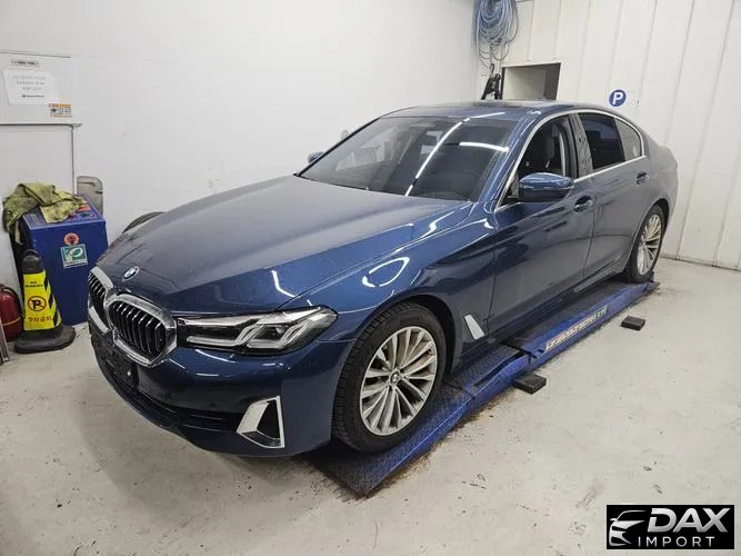 BMW 5-Series 523d Luxury