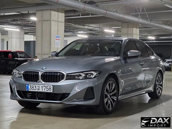 BMW 3-Series 320i