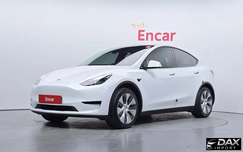 Tesla Model Y RWD
