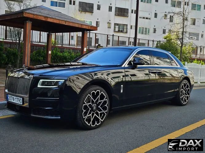 Rolls-Royce Ghost 6.6 EWB V12