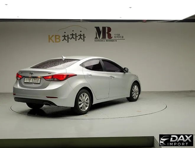 Hyundai AVANTE 1.6 GDi Modern