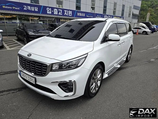 Kia Canival 9-Seater Noblesse
