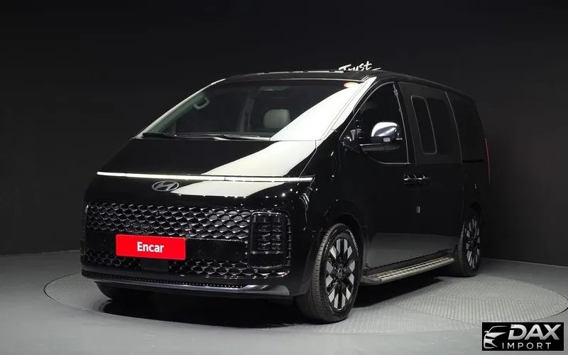Hyundai Staria HEV 1.6 Lounge 9-Seater