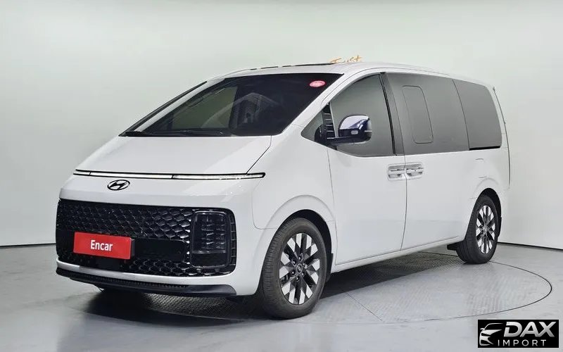 Hyundai Staria 4WD Lounge 9-Seater