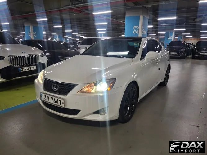 Lexus IS Premium