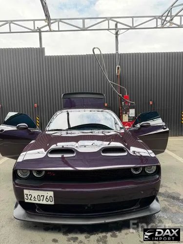 Dodge Challenger 6.4