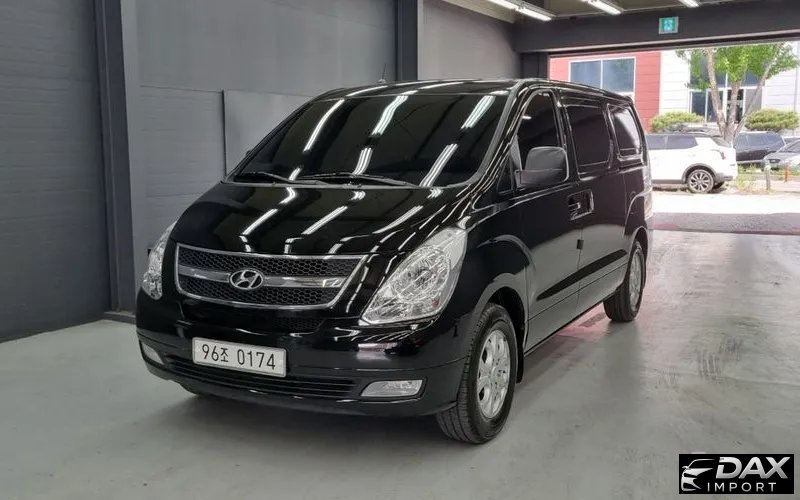 Hyundai Starex 3-Seater LPi VAN