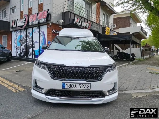 Kia Canival Gasoline 9-Seater Hi-Limousine