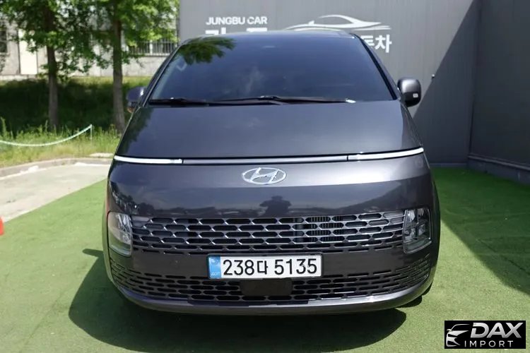 Hyundai Staria Tourer 9-Seater