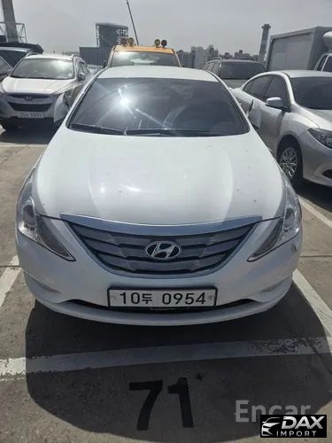 Hyundai Sonata Grand