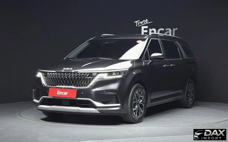Kia Canival 9-Seater Prestige