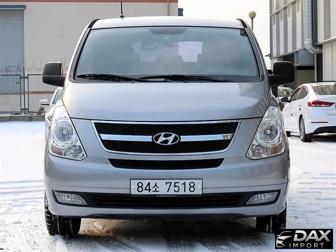 Hyundai Starex 5-Seater VAN