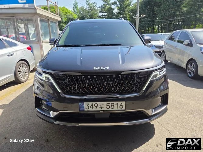 Kia Canival 9-Seater Noblesse