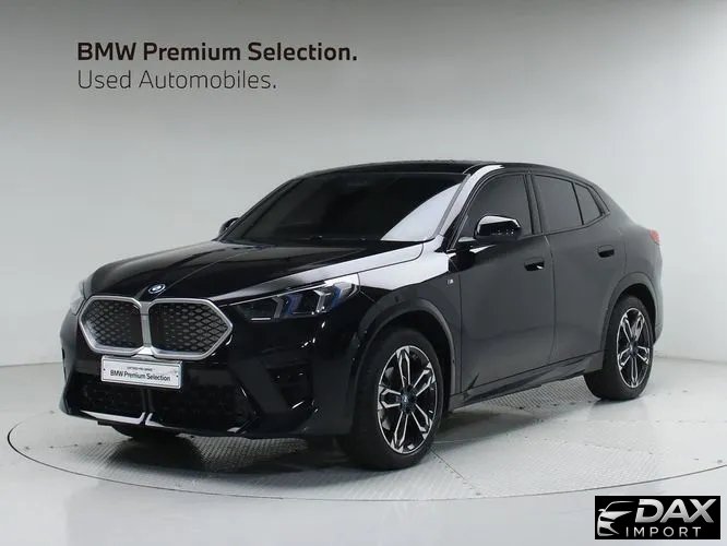 BMW iX2 eDrive 20 M Sport