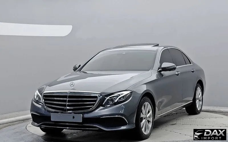 Mercedes-Benz E-Class E300 4MATIC Exclusive
