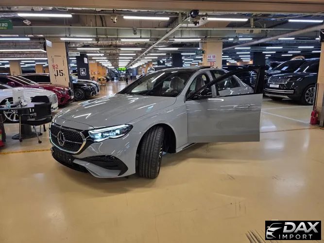 Mercedes-Benz E-Class E300 4MATIC AMG Line Premiere Special