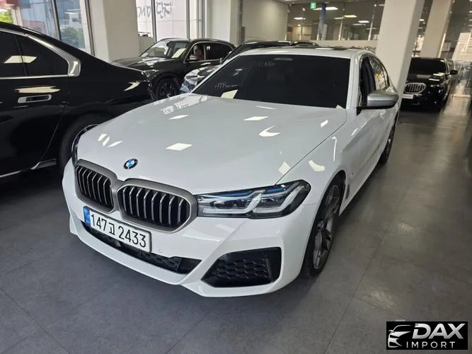 BMW 5-Series M550i xDrive