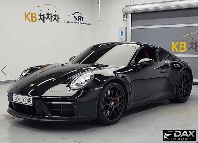 Porsche 911 Carrera 4 GTS