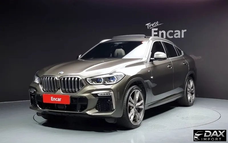 BMW X6 M50i