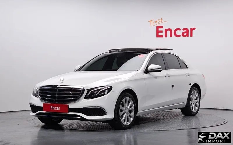 Mercedes-Benz E-Class E300 4MATIC Exclusive