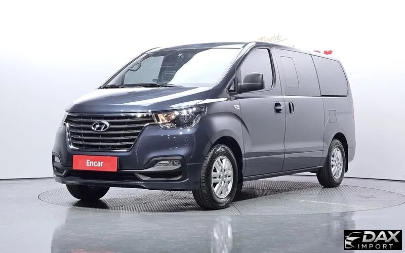 Hyundai Starex Van 5-Seater