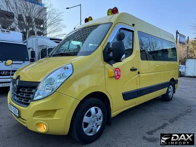 Renault-KoreaSamsung Master School Bus