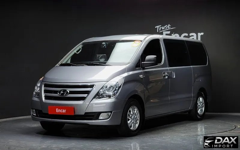Hyundai Starex 12-Seater Wagon