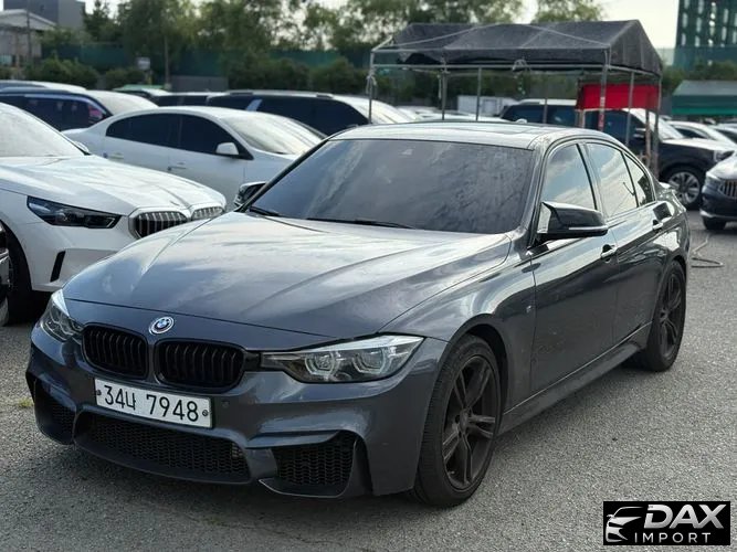 BMW 3-Series 330i M Sport Shadow