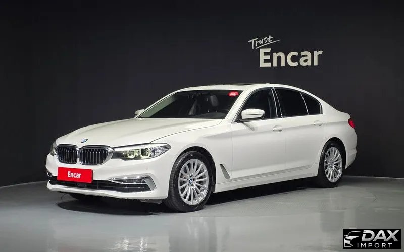 BMW 5-Series 520i Luxury