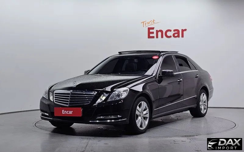 Mercedes-Benz E-Class E300 Elegance