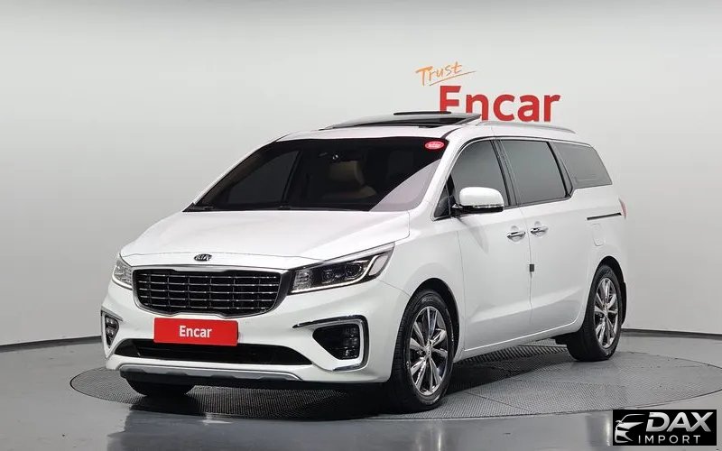 Kia Canival 9-Seater Luxury