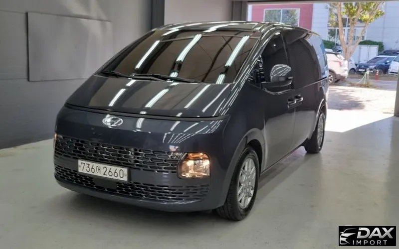 Hyundai Staria 4WD Tourer 11-Seater