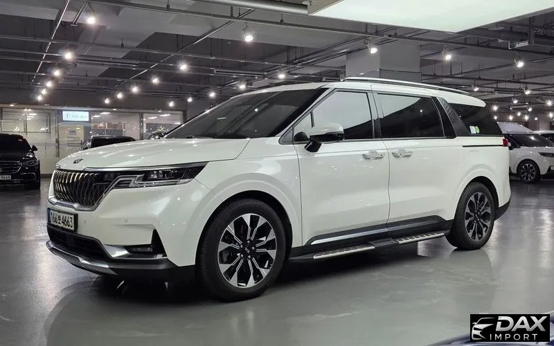 Kia Canival 9-Seater Signature