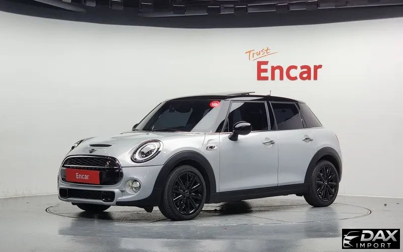 Mini Cooper 5Door Standard