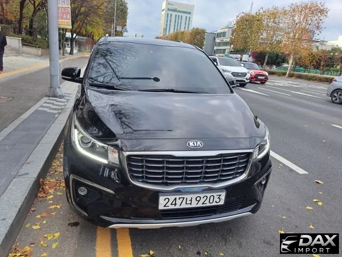 Kia Canival 9-Seater Prstige