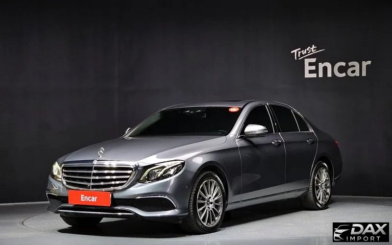 Mercedes-Benz E-Class E300 4MATIC Exclusive