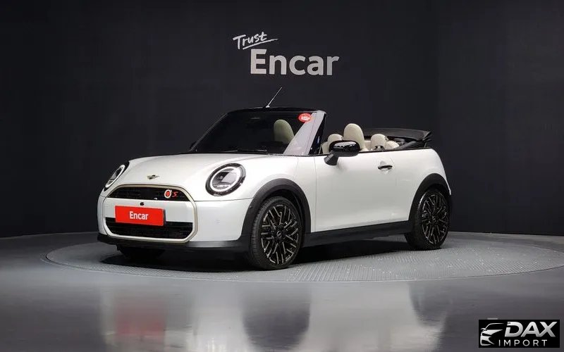 Mini Cooper Convertible Favoured