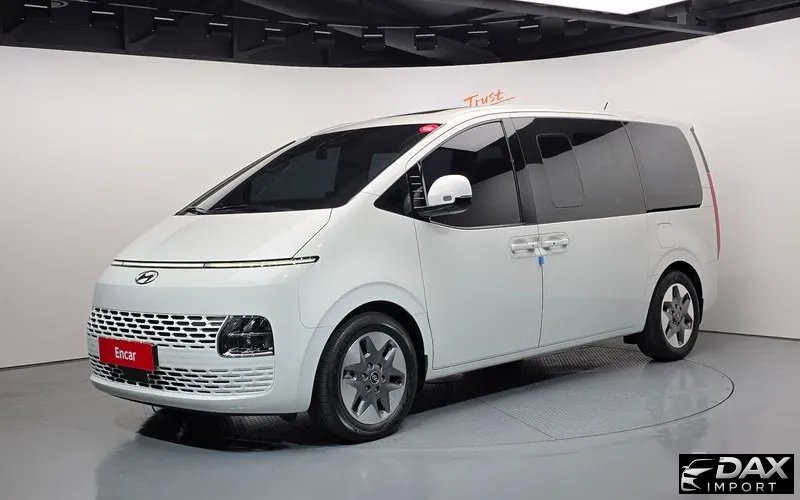 Hyundai Staria Tourer 9-Seater