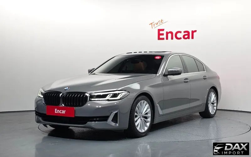 BMW 5-Series 520i Luxury