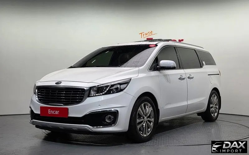 Kia Canival 7-seater Limousine