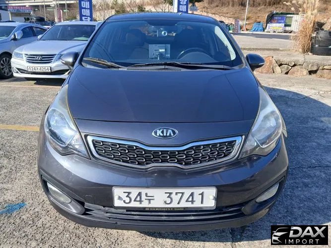 Kia pride 1.4 MPI Sedan