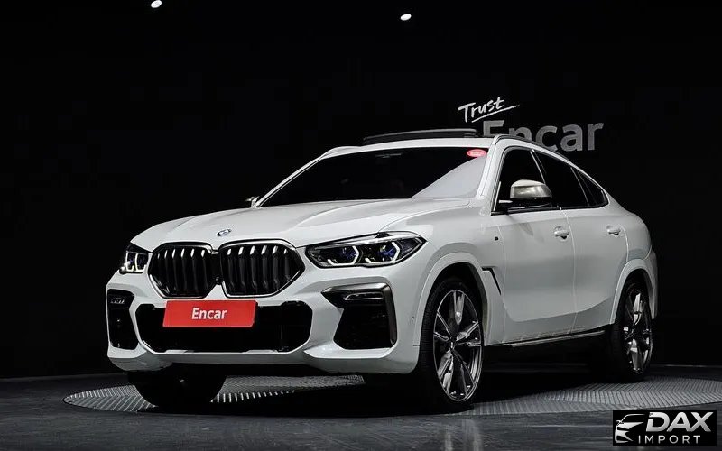 BMW X6 M50i