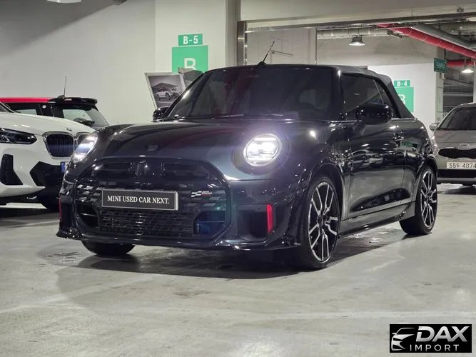 Mini Cooper Convertible JCW