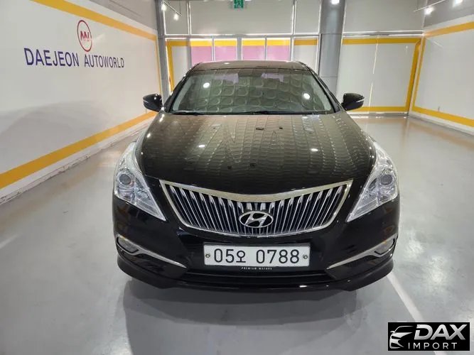 Hyundai Grandeur HG240 Modern Collection