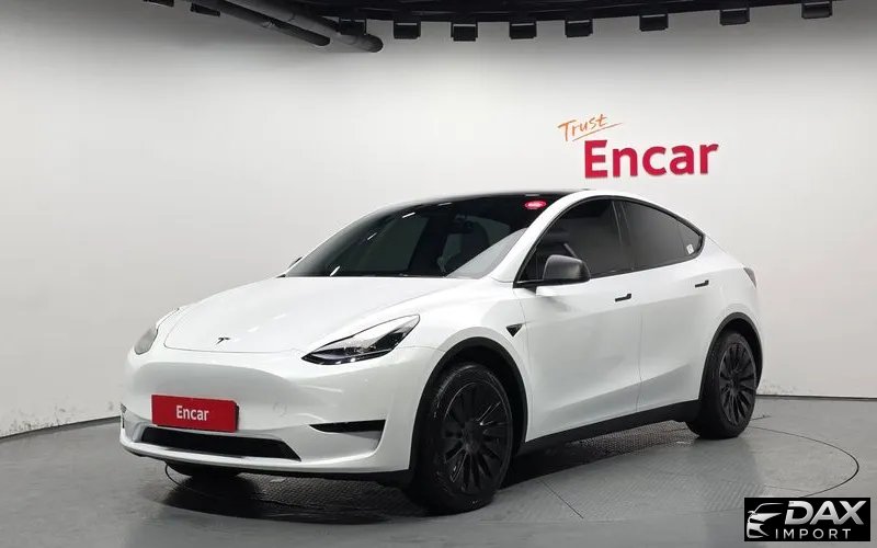 Tesla Model Y RWD