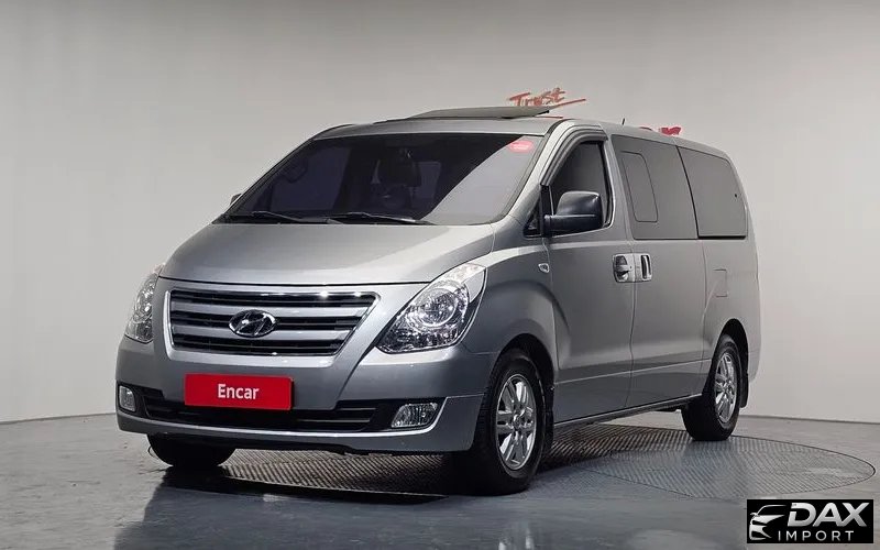 Hyundai Starex 12-Seater Wagon
