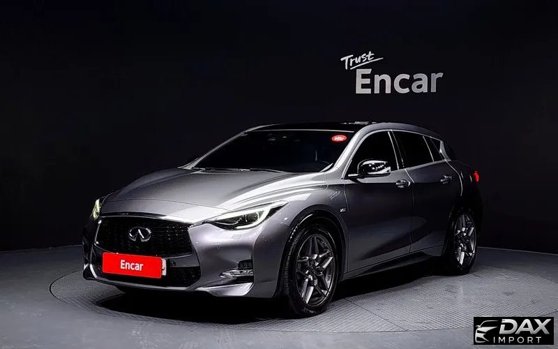 Infiniti Q30 2.0 Premium