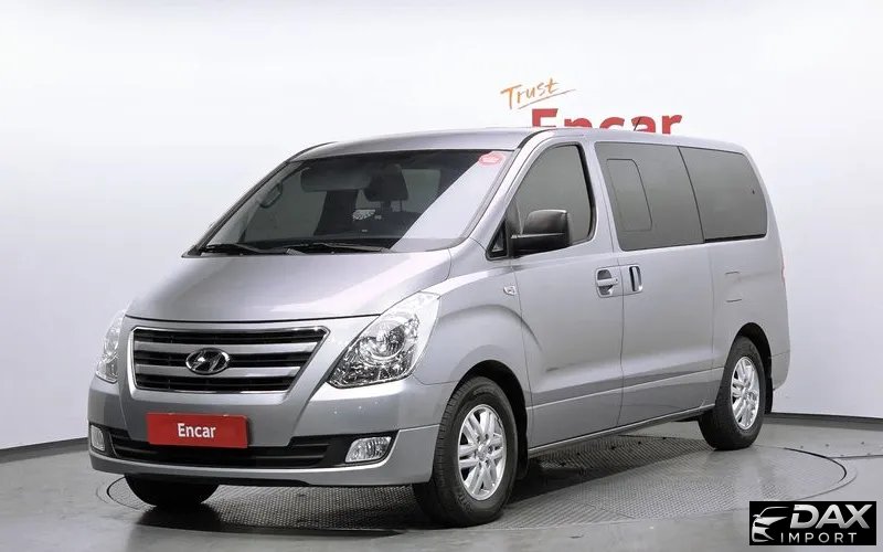 Hyundai Starex 12-Seater Wagon