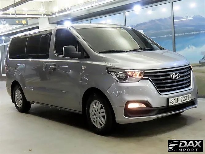 Hyundai Starex Van 5-Seater