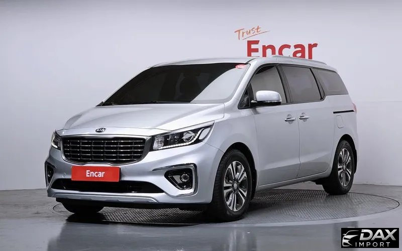 Kia Canival 9-Seater Luxury